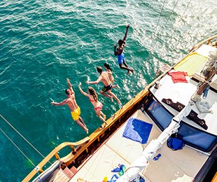 Argentina party and chill holiday deal with cheap air ticket